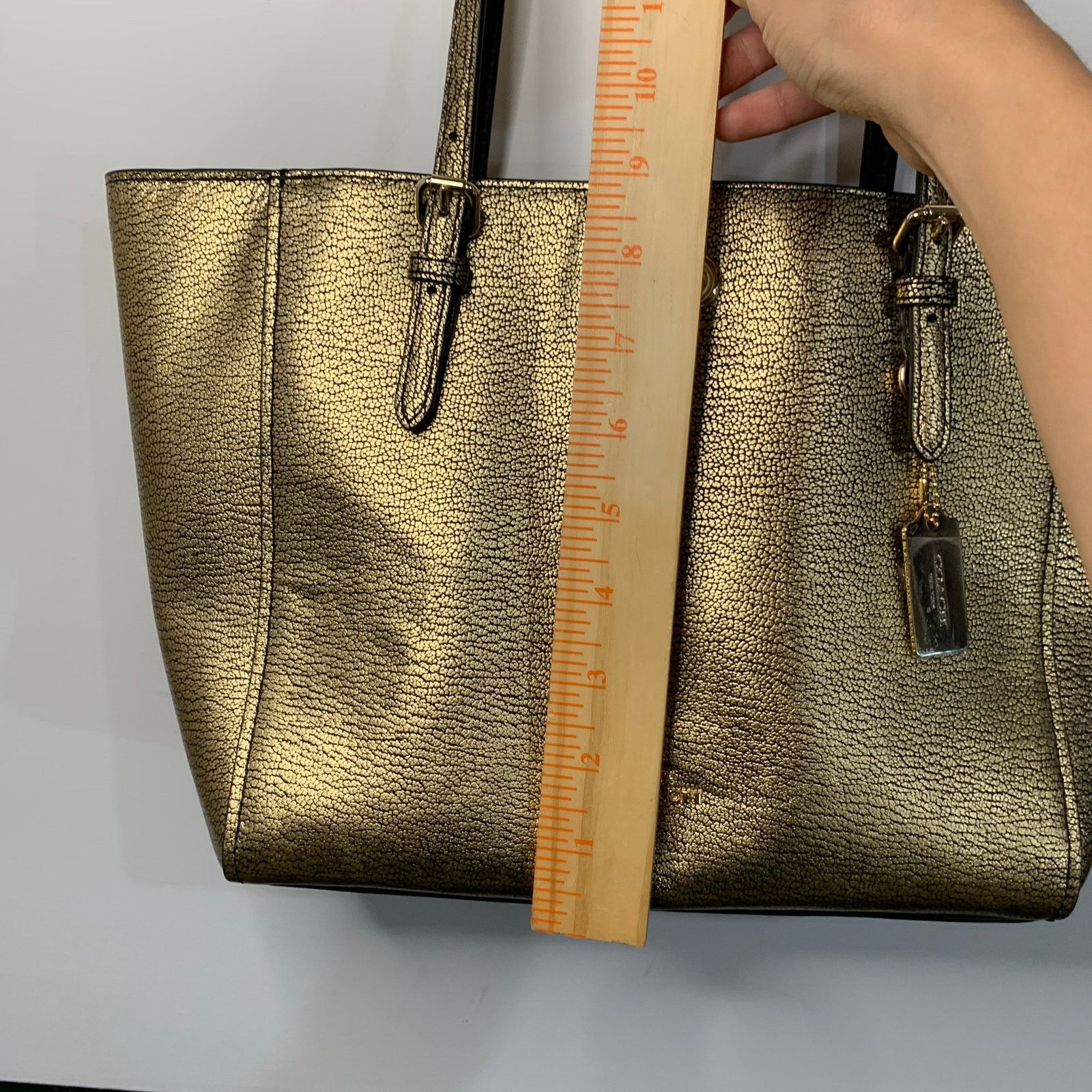 Coach Coach Gold Metallic Turnlock Tote Size ONE SIZE - 7 Thumbnail