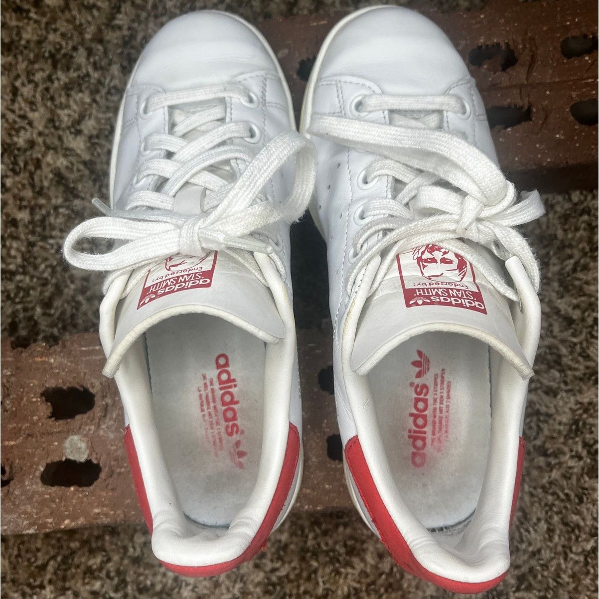 Adidas adidas Stan Smith Leather Trainer Shoes Off White/Red Mens 5 Size US 6.5 / IT 36.5 - 7 Thumbnail
