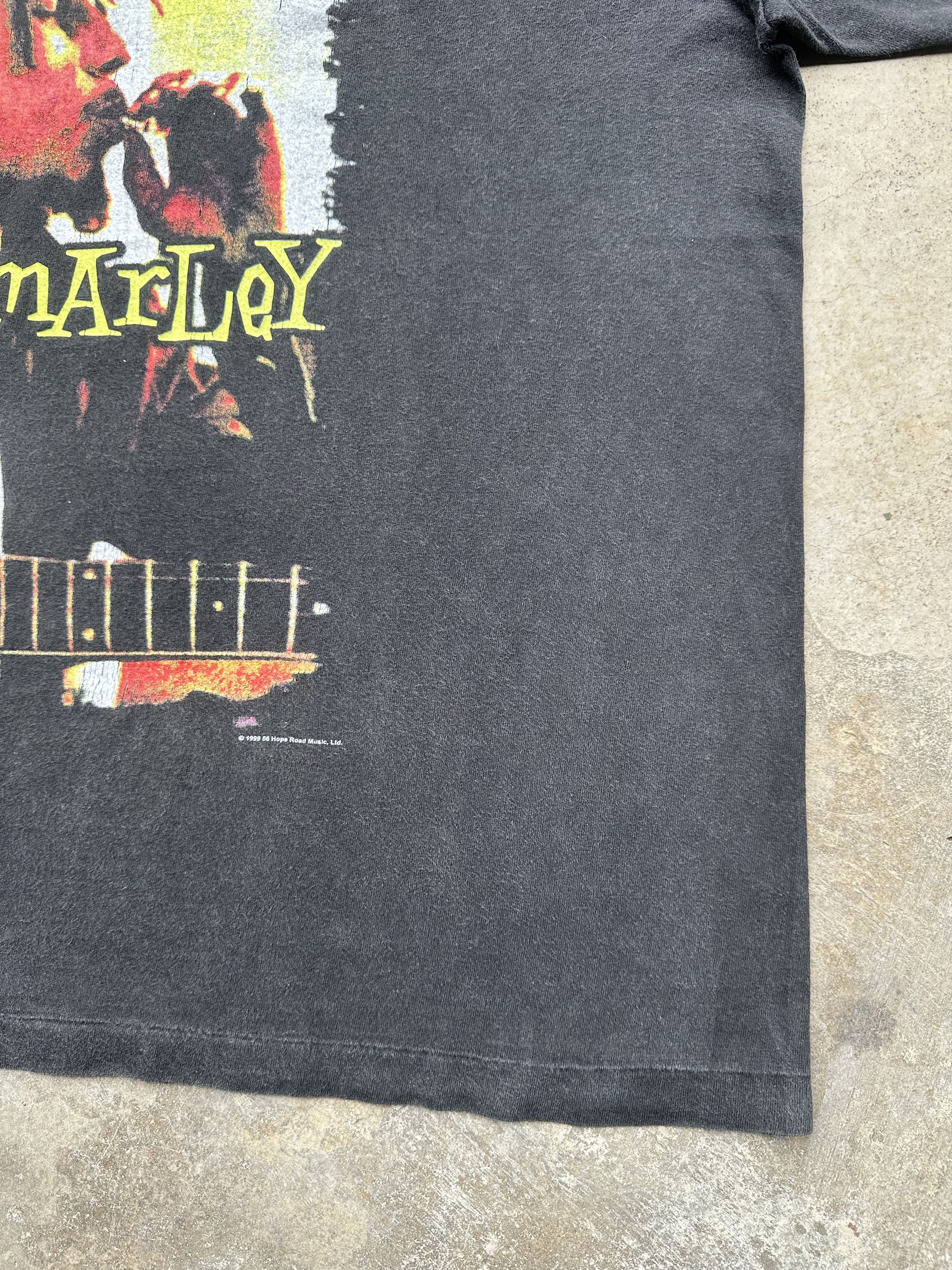 Bob Marley Vintage 1999 Bob Marley 56 Hope Road Music Ltd Record Size US M / EU 48-50 / 2 - 6 Thumbnail