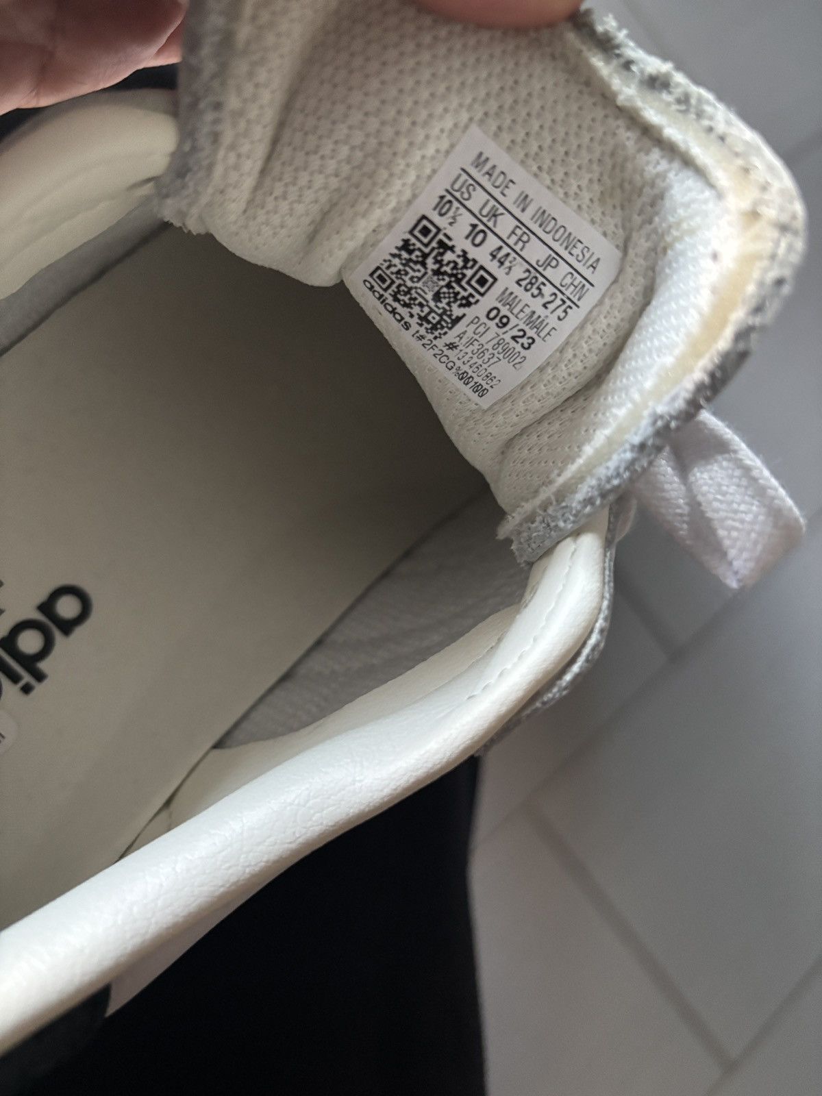 Adidas × Swarovski Adidas Superstar x Swarovski Shoes Size US 10.5 / EU 43-44 - 6 Thumbnail