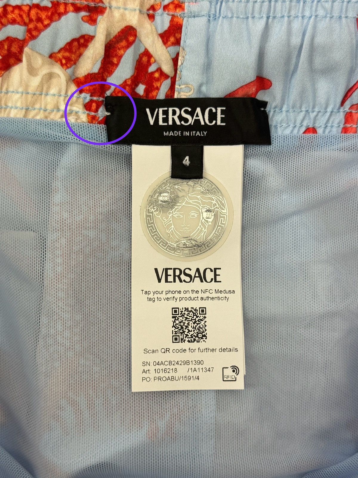 Versace SEASCAPE PRINT SWIM SHORTS Size US 34 / EU 50 - 4 Thumbnail