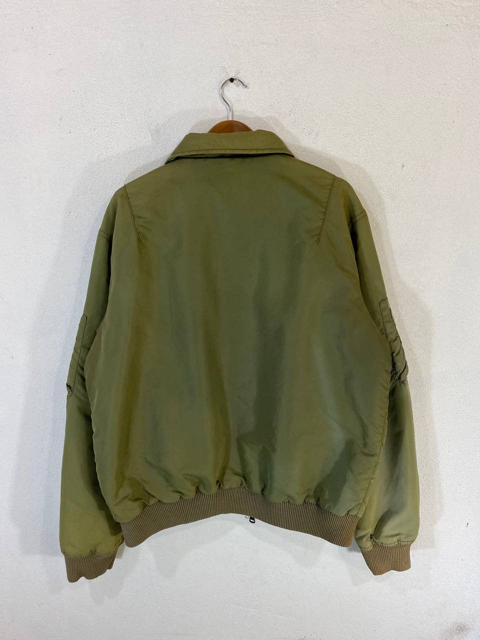Calvin Klein calvin klein bomber jacket nice design Size US XL / EU 56 / 4 - 11 Thumbnail