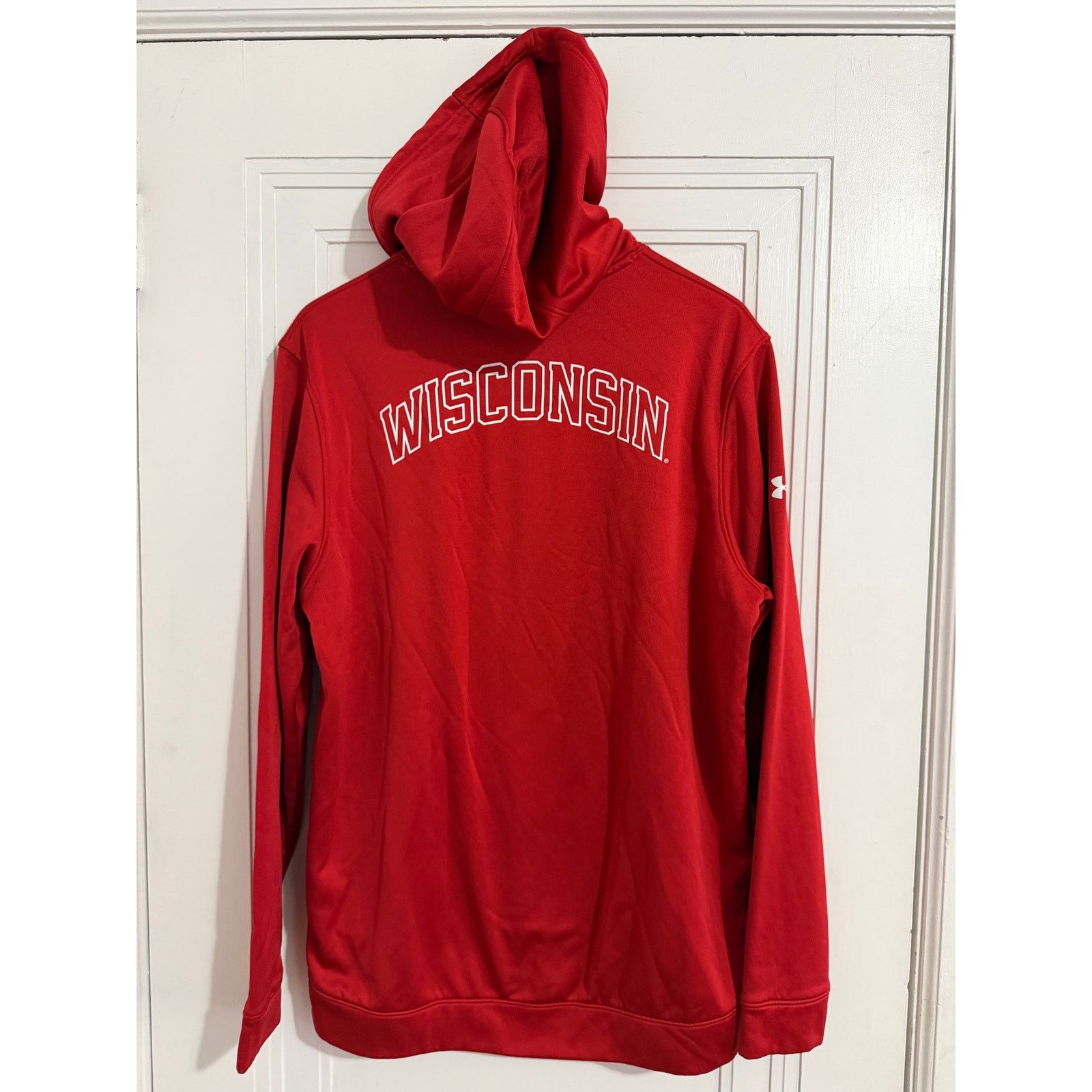 Under Armour University of Wisconsin Badgers Red Under Armour Hoodie Sz M Size US M / EU 48-50 / 2 - 6 Thumbnail
