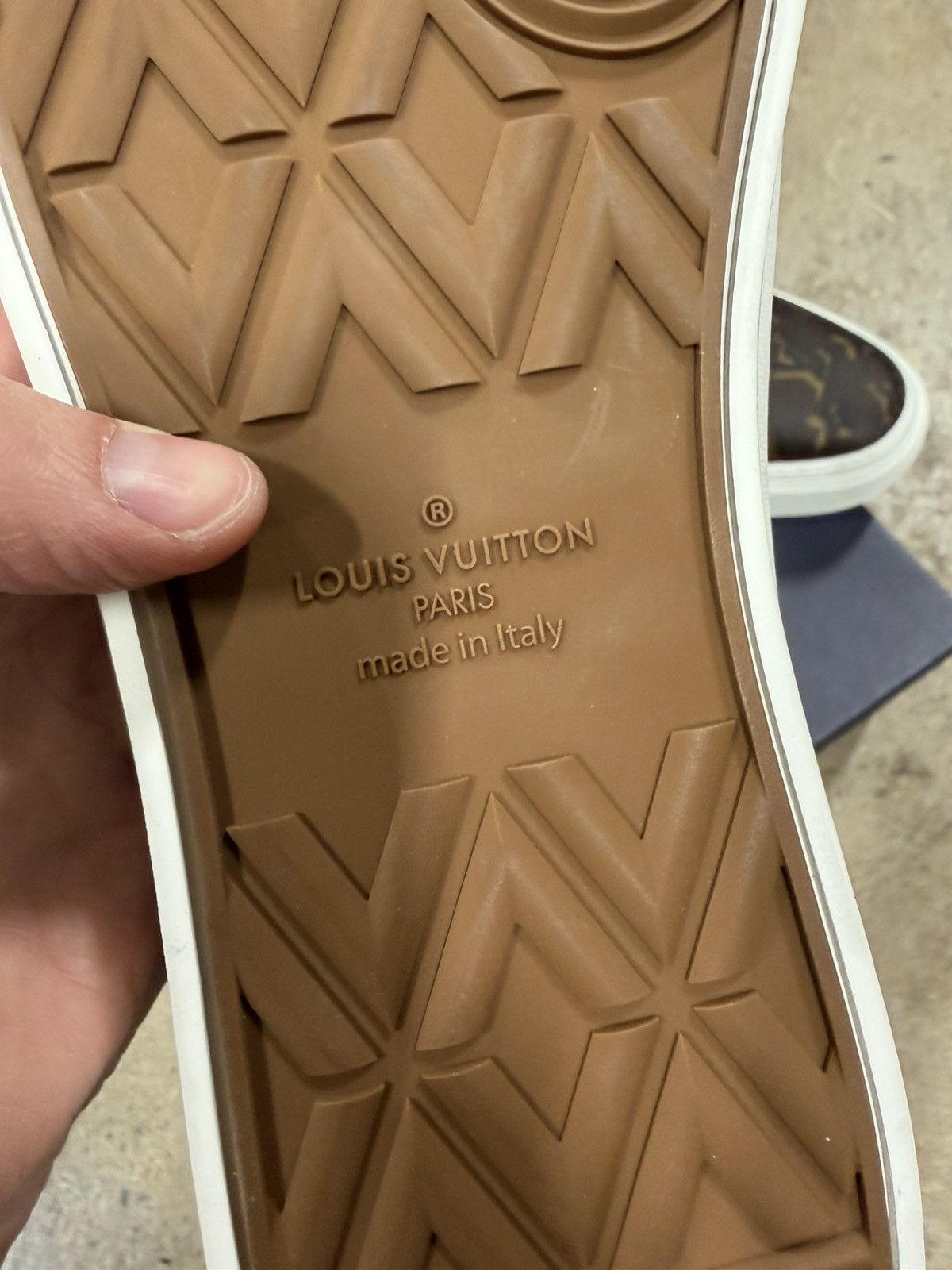 Louis Vuitton Louis Vuitton Trocadero Monogram Sneaker NEW Size US 11 / EU 44 - 8 Thumbnail