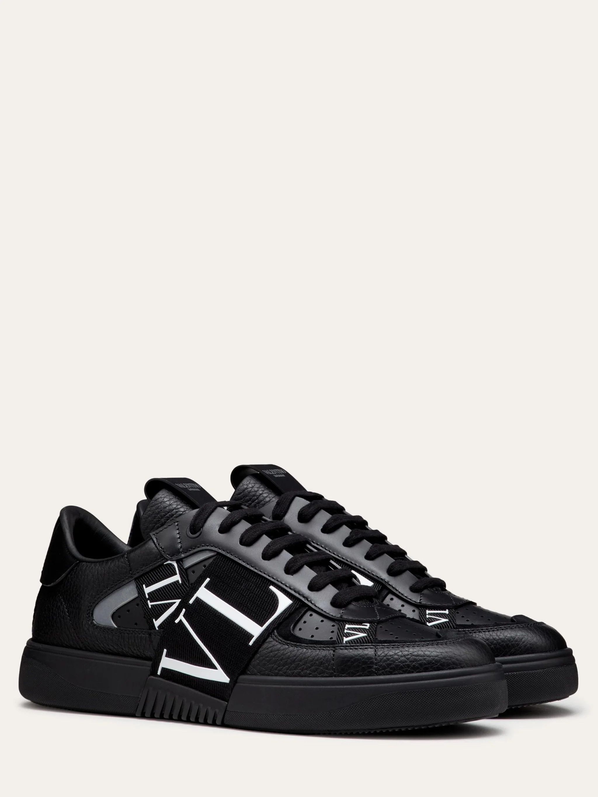 Valentino o1s22i1n1224 VLTN Low-Top Sneakers in Black Size US 7 / EU 40 - 2 Thumbnail