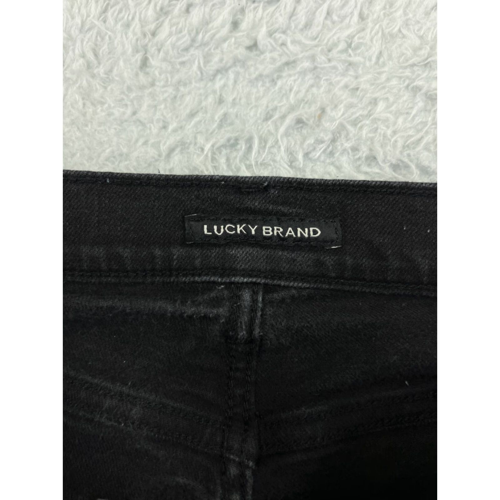 Lucky Brand Lucky Brand Jeans Mens 31 Black Denim Skinny Cotton Blend Stretch Taper Jeans Mens Black Skinny 31 5-Pocket Denim Fit Regular Casual 90s? Size US 31 - 3 Thumbnail