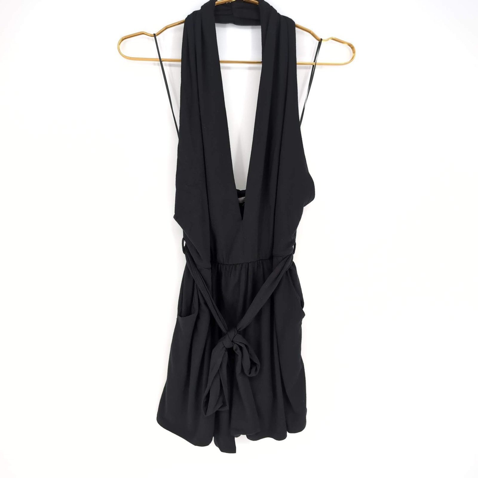 Krisa NWT Krisa Revolve Black Siro Halter Romper w Pockets -Size M Size 30" / US 8 / IT 44 - 5 Thumbnail