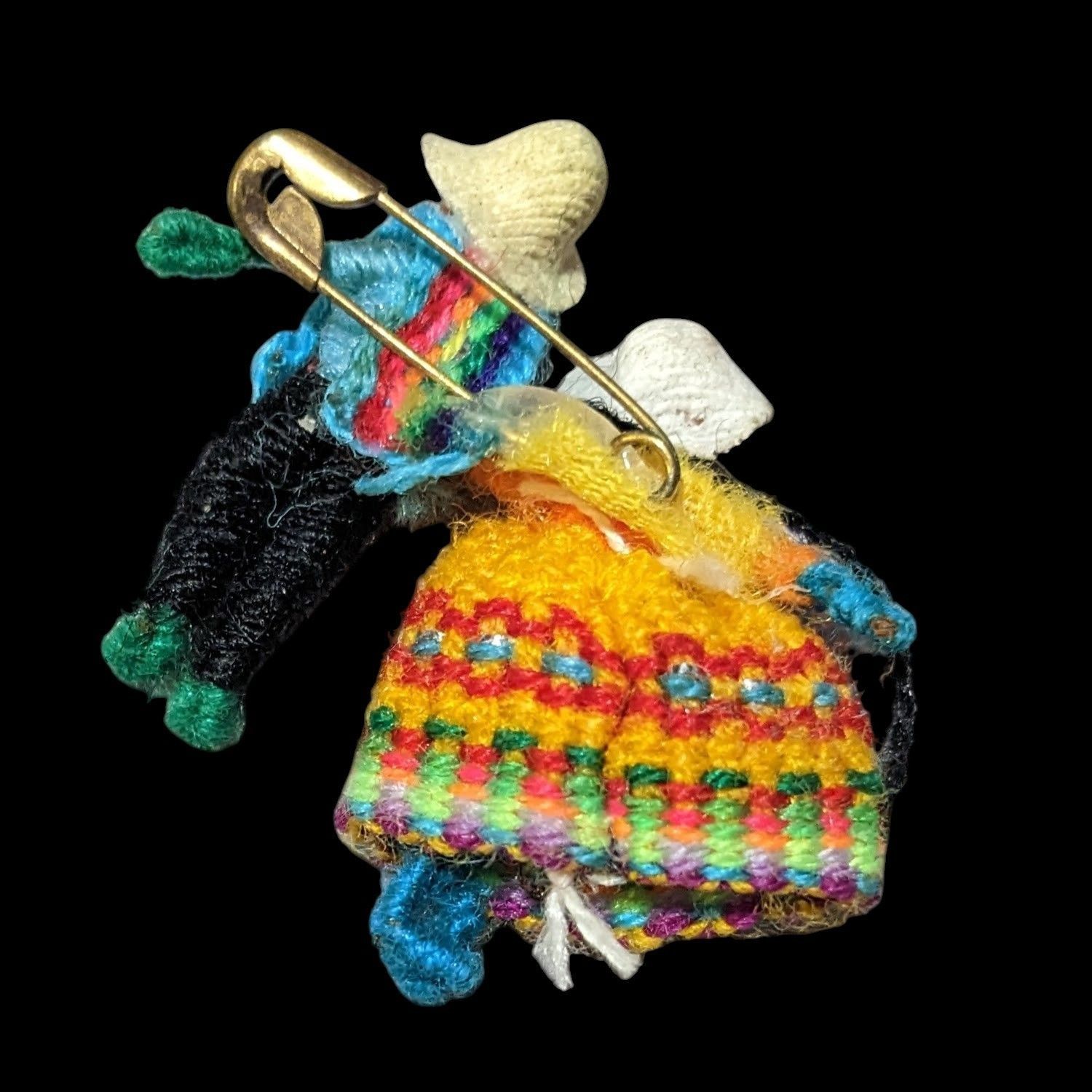 Other Vintage Handmade Souvenir Mini Knit People Pin Size ONE SIZE - 2 Thumbnail