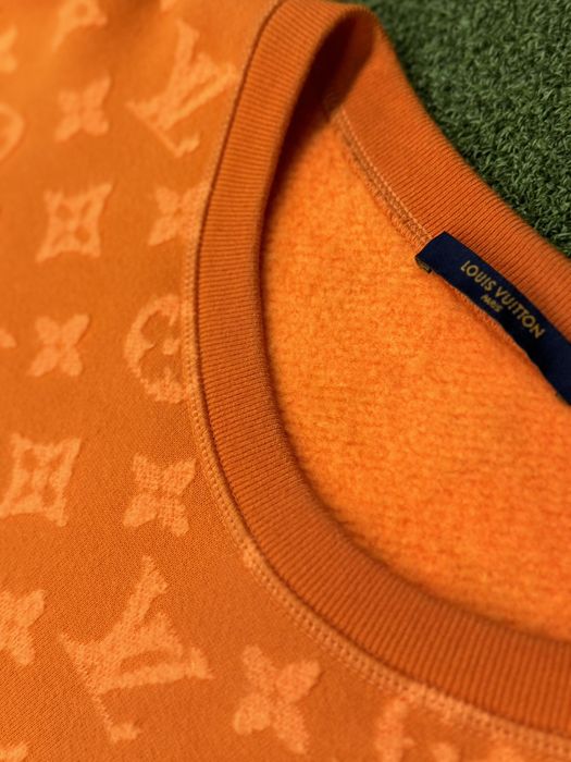 Lv orange outlet sweater