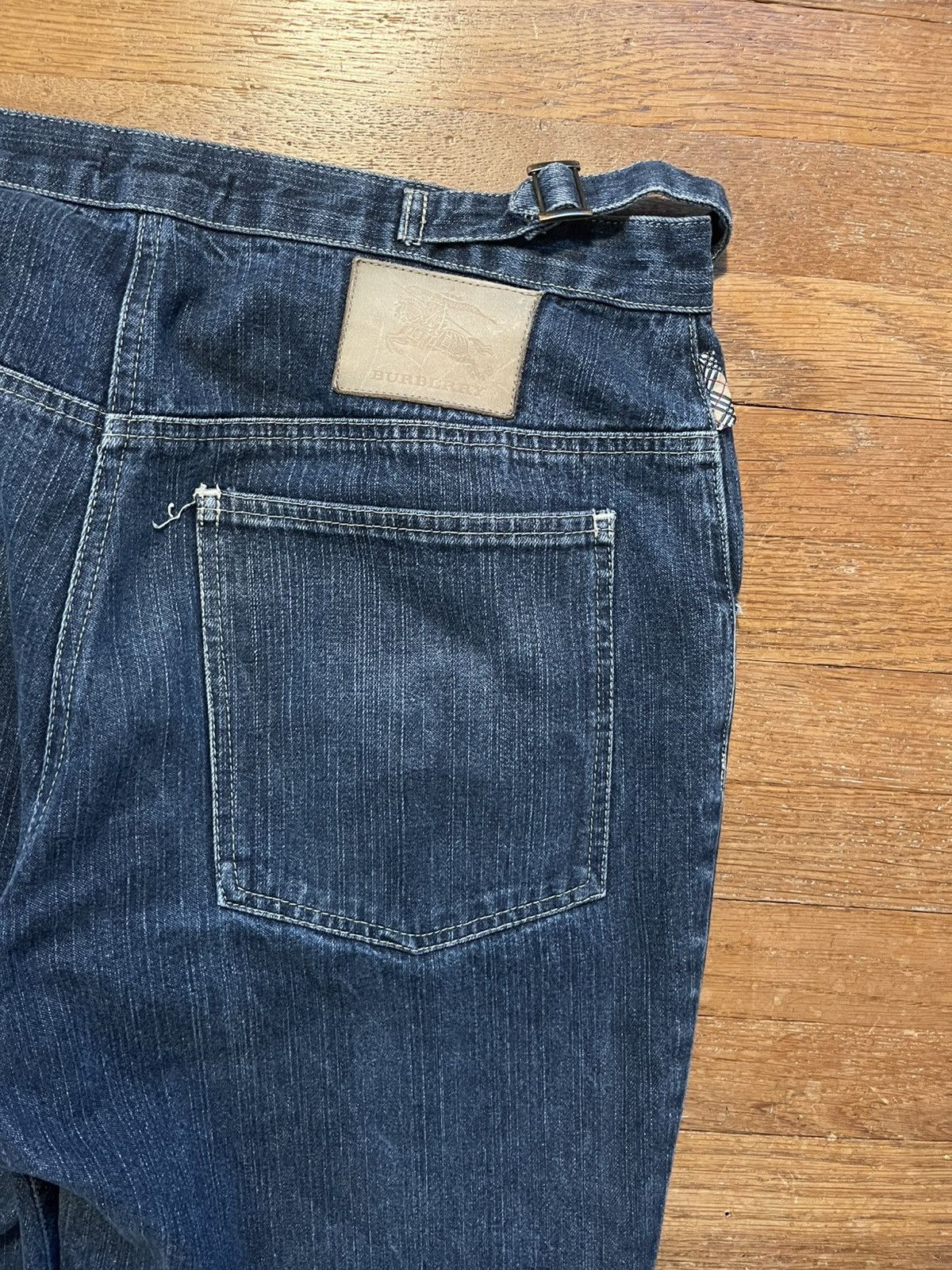 Burberry 2000s Burberry Flared jeans Size US 32 / EU 48 - 5 Thumbnail