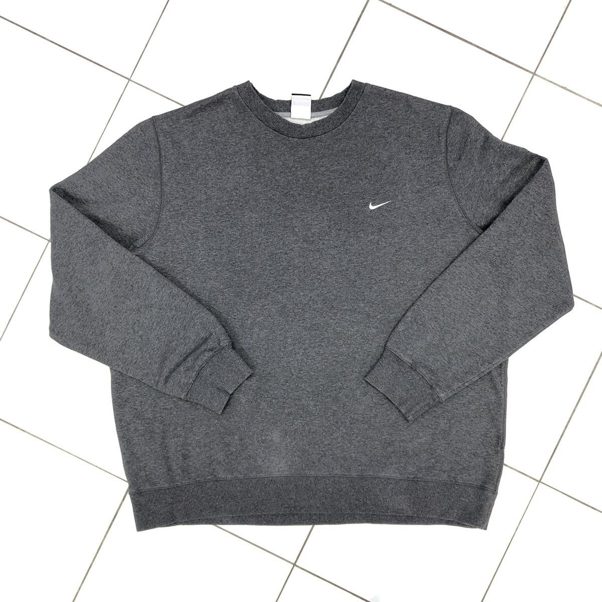 Nike Nike Charcoal Small Swoosh Embriodered Sweatshirt Size US XXL / EU 58 / 5 - 2 Thumbnail