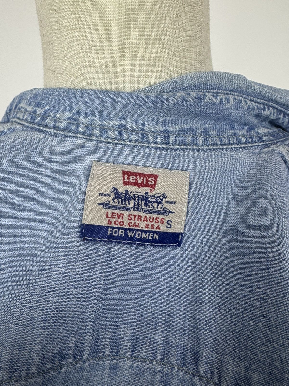 Levi's Levis Denim Shirt Western Vintage Button Up Womens Size S Size S / US 4 / IT 40 - 6 Thumbnail