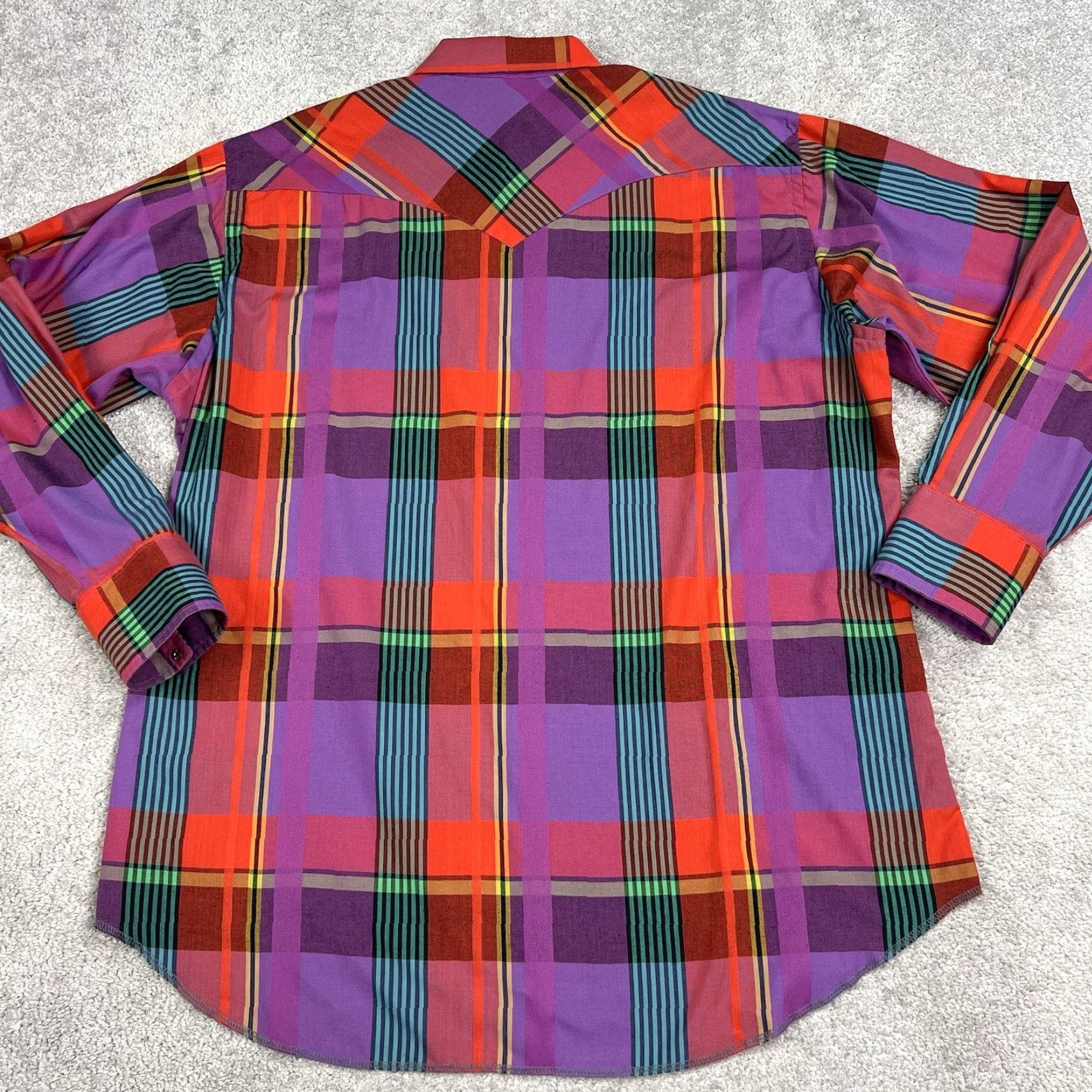 Wrangler VINTAGE Wrangler Shirt 17.5 - 35 Purple Red Plaid Pearl Snaps Western Cowboy Rodeo USA Shirt Size US XXL / EU 58 / 5 - 7 Thumbnail