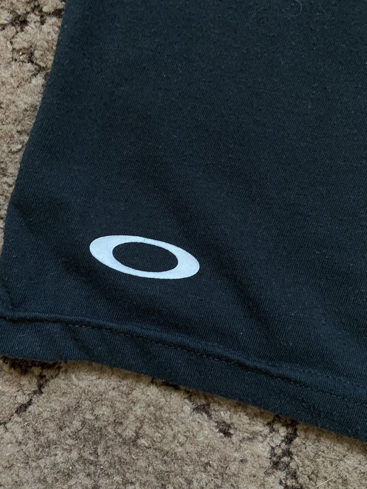 Oakley × Vintage Vintage Rare ⛰️OAKLEY🌳 T-shirt Y2K USA Size US M / EU 48-50 / 2 - 4 Thumbnail