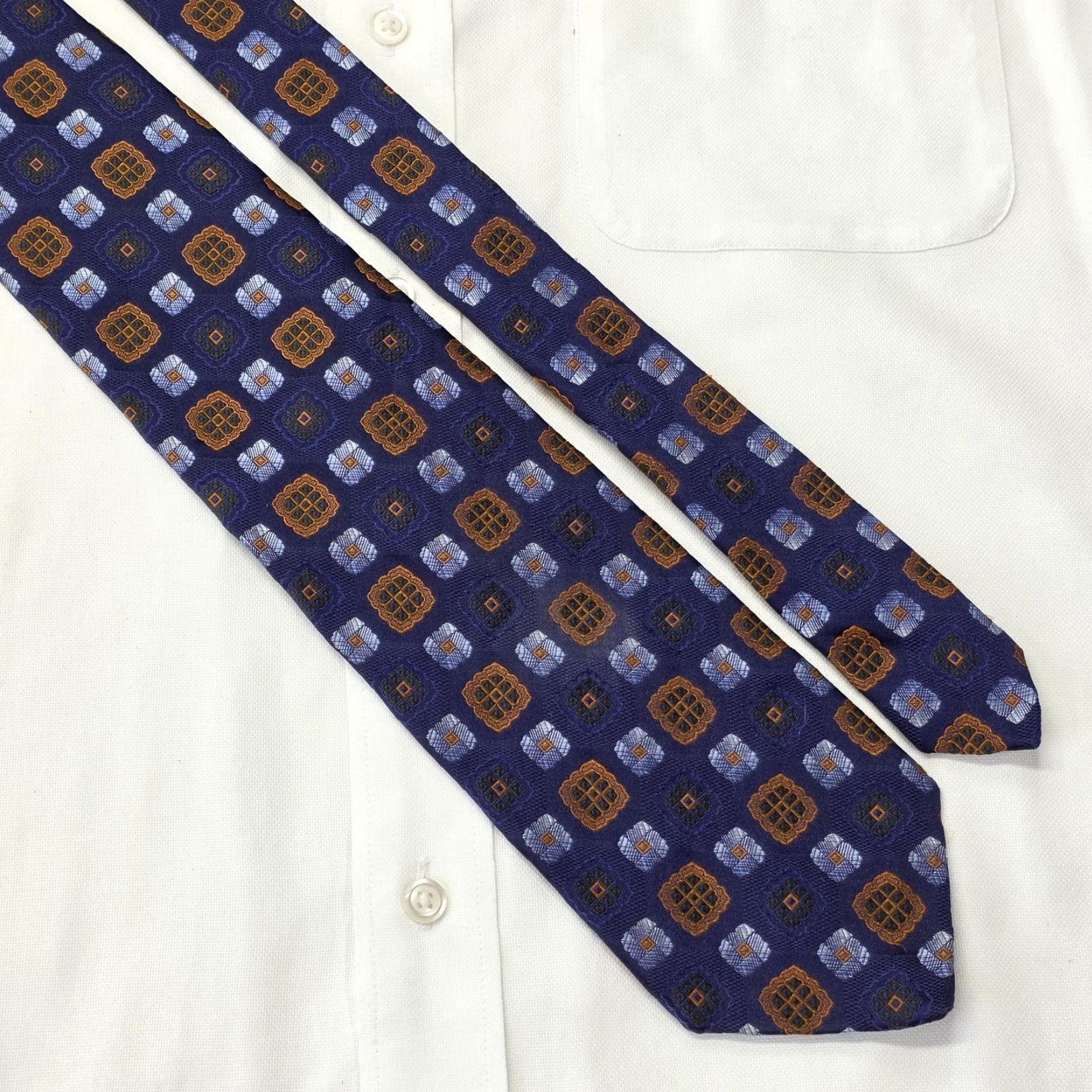 Robert Talbott VINTAGE Robert Talbott Necktie Blue Geometric Silk Designer Preppy Best of Class USA Tie Mens Size ONE SIZE - 3 Thumbnail