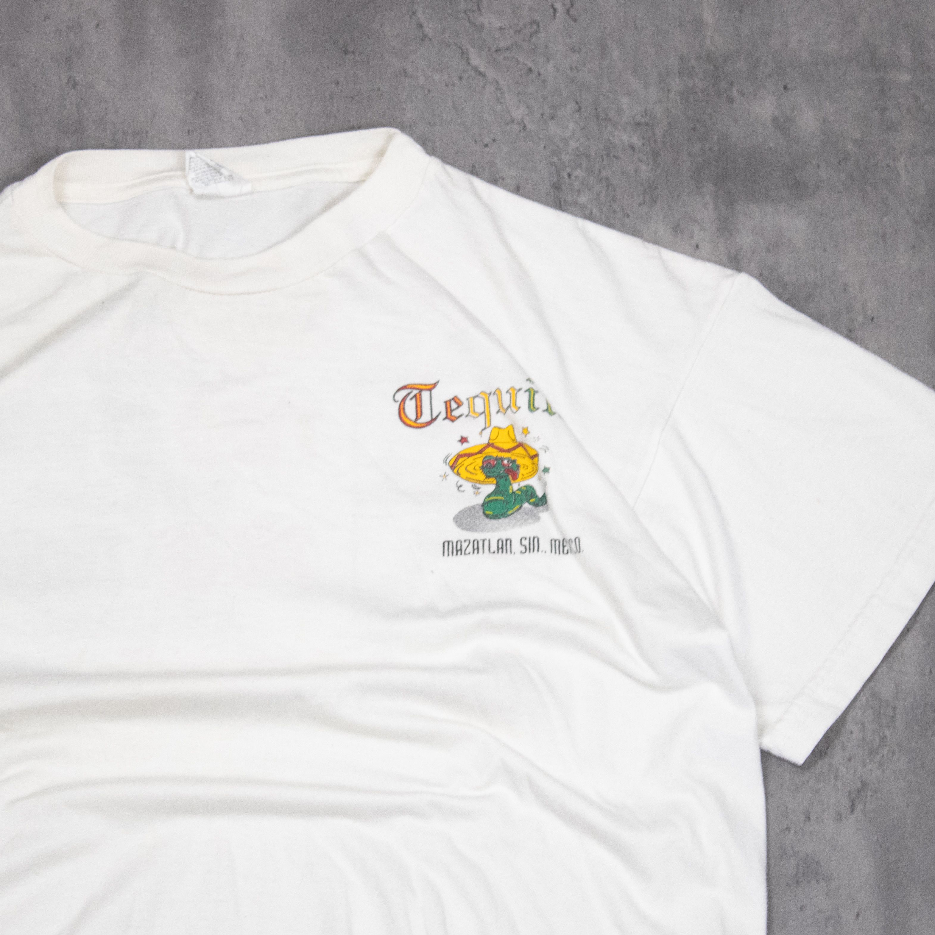 Japanese Brand Y2K 2000's 00's One Tequila Comedy Humor White T-Shirt Size US L / EU 52-54 / 3 - 5 Thumbnail