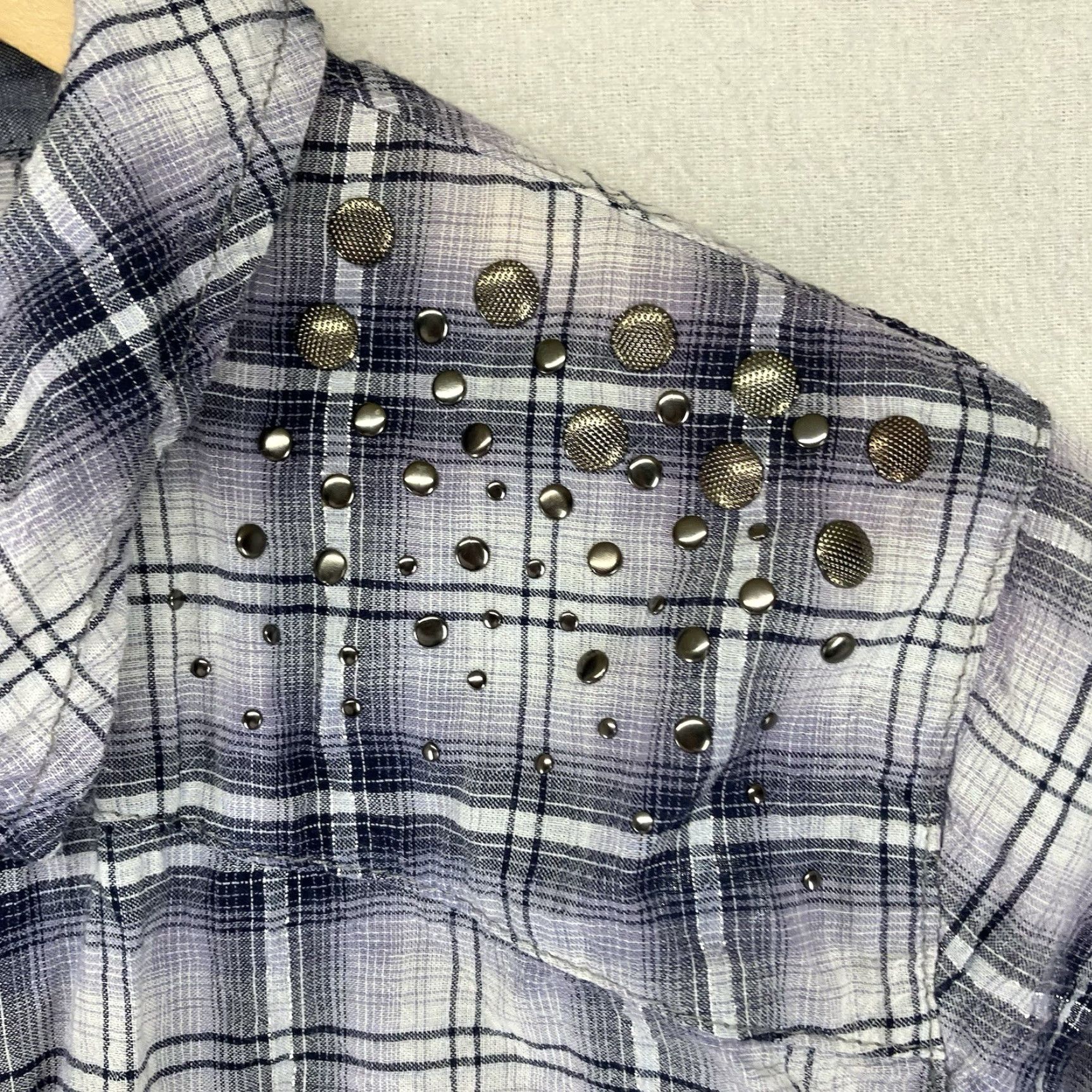 Vintage Dressbarn Women's Western Shirt Plaid Button-Up 90s Purple M Long Sleeve Roll Tab Collar Lightweight Metallic Accents Bling Shoulders Cowgirl Casual Size M / US 6-8 / IT 42-44 - 6 Thumbnail