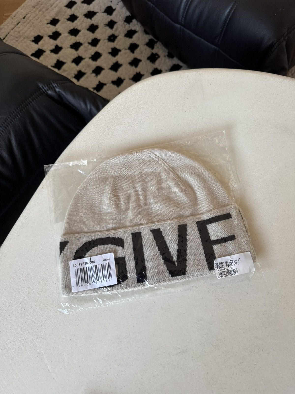 Givenchy Givenchy Intarsia Knit Logo Beanie Designer Luxury High End Size ONE SIZE - 3 Thumbnail