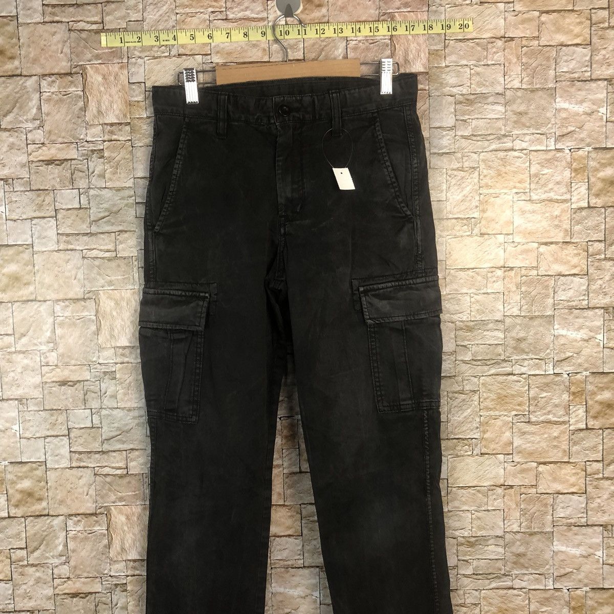 Faded Glory × Japanese Brand Uniqlo Black faded Cargo Multipocket Pants #A746 Size US 28 / EU 44 - 2 Thumbnail