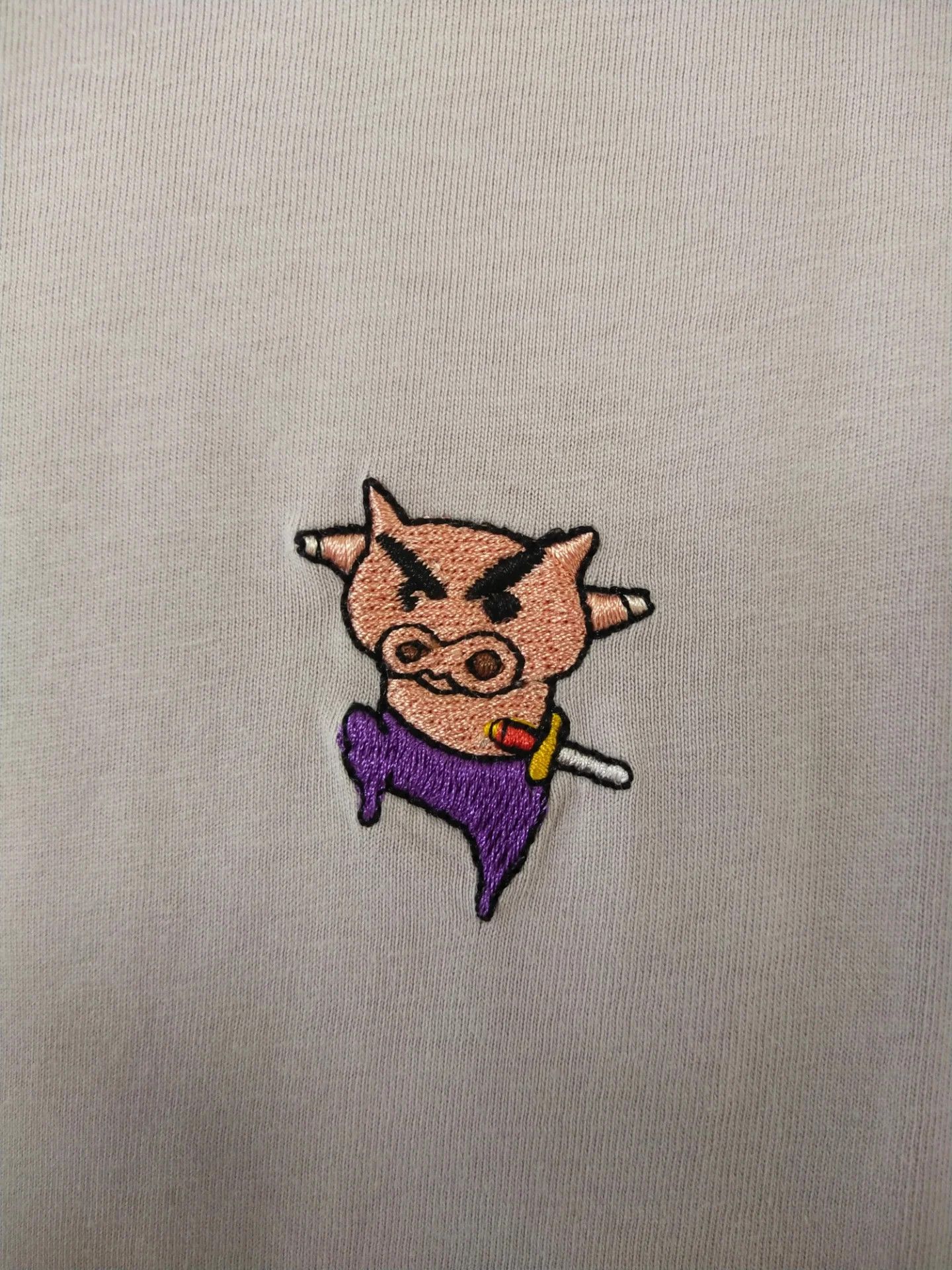 Anime Crayon Shinchan Pig Embroidery Anime Tee Size US L / EU 52-54 / 3 - 2 Thumbnail