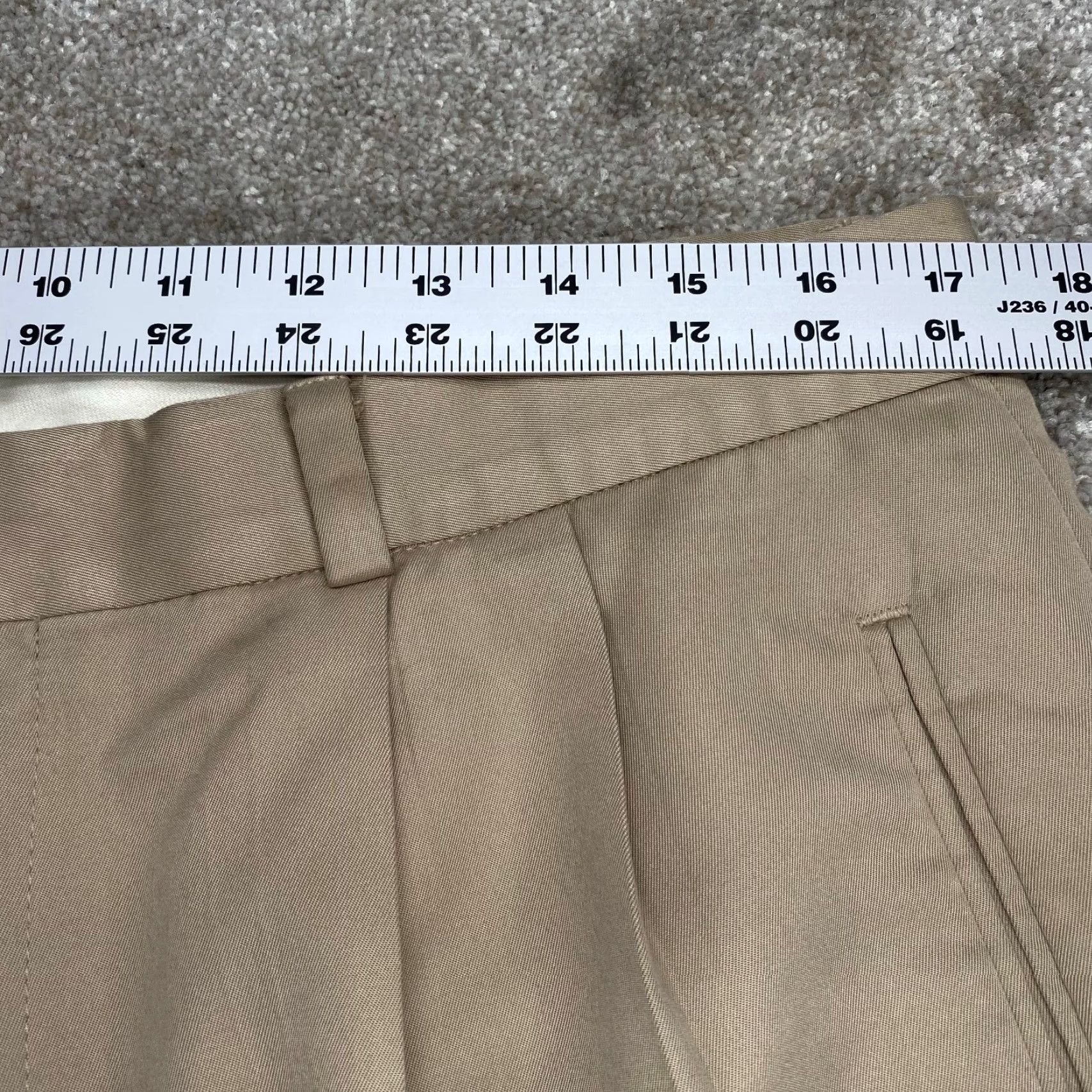 Dockers DOCKERS EXACT Dress Pants Mens 34x31 Pleated Front Beige 7197 Size US 34 / EU 50 - 6 Thumbnail