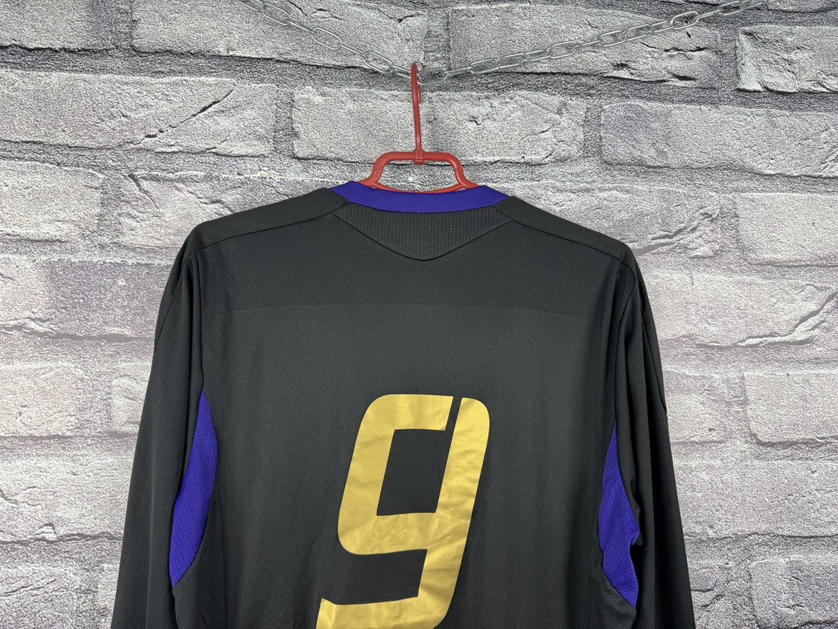 Adidas Vintage Adidas RSC Anderlecht Long Sleeve Jersey #9 Size US L / EU 52-54 / 3 - 9 Thumbnail