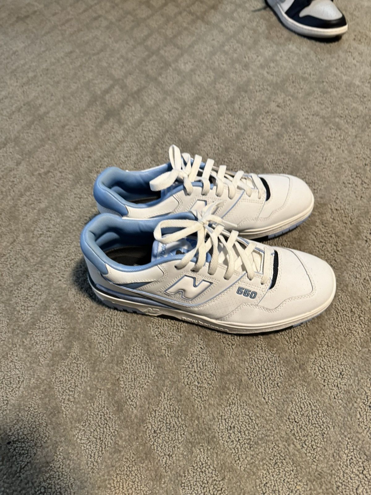 New Balance 550 UNC White University Blue Size US 11.5 / EU 44-45 - 7 Thumbnail
