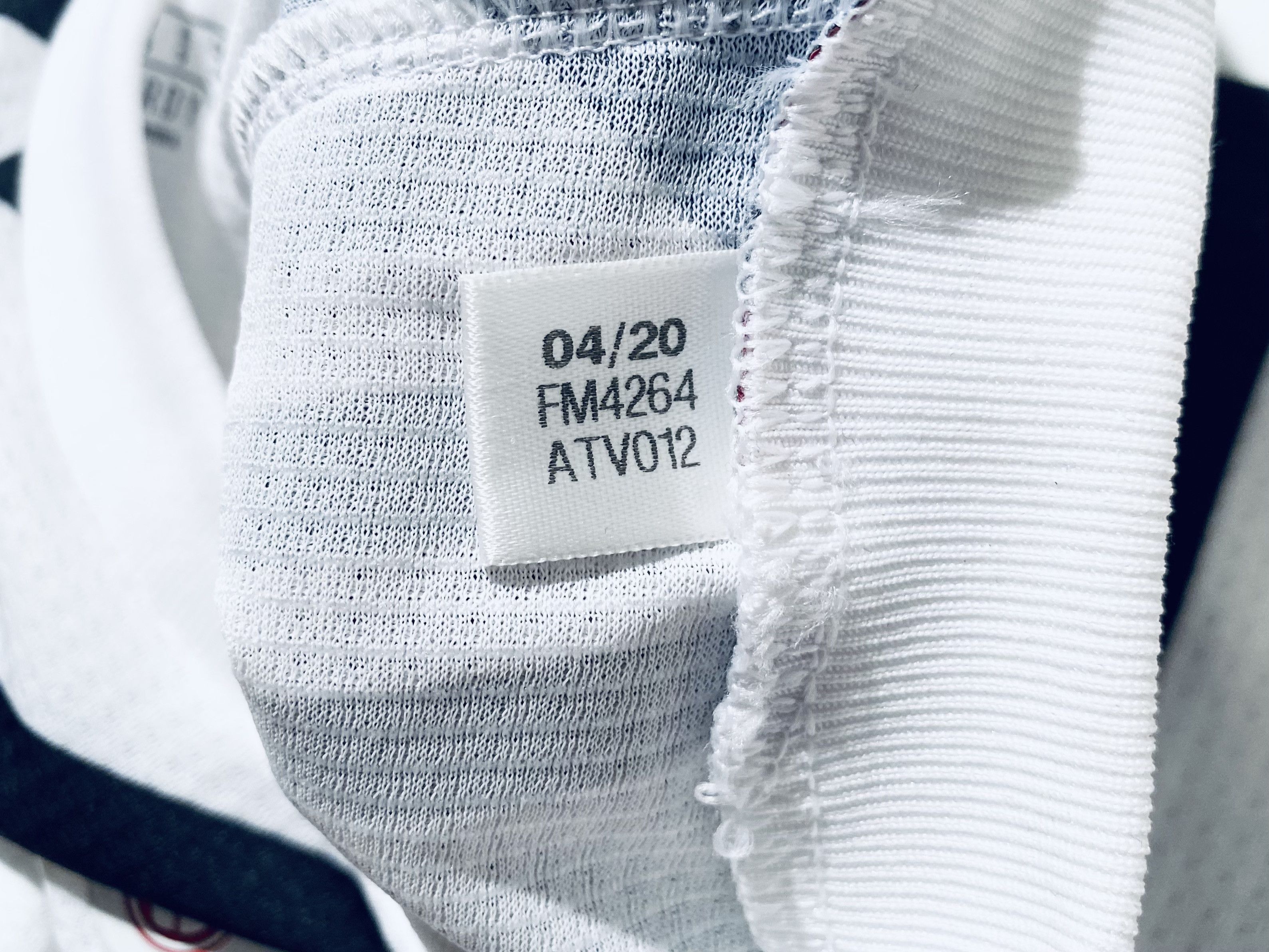 Adidas Manchester United 3rd Authentic 2020 2021 / Zebra / Third Size US S / EU 44-46 / 1 - 14 Thumbnail