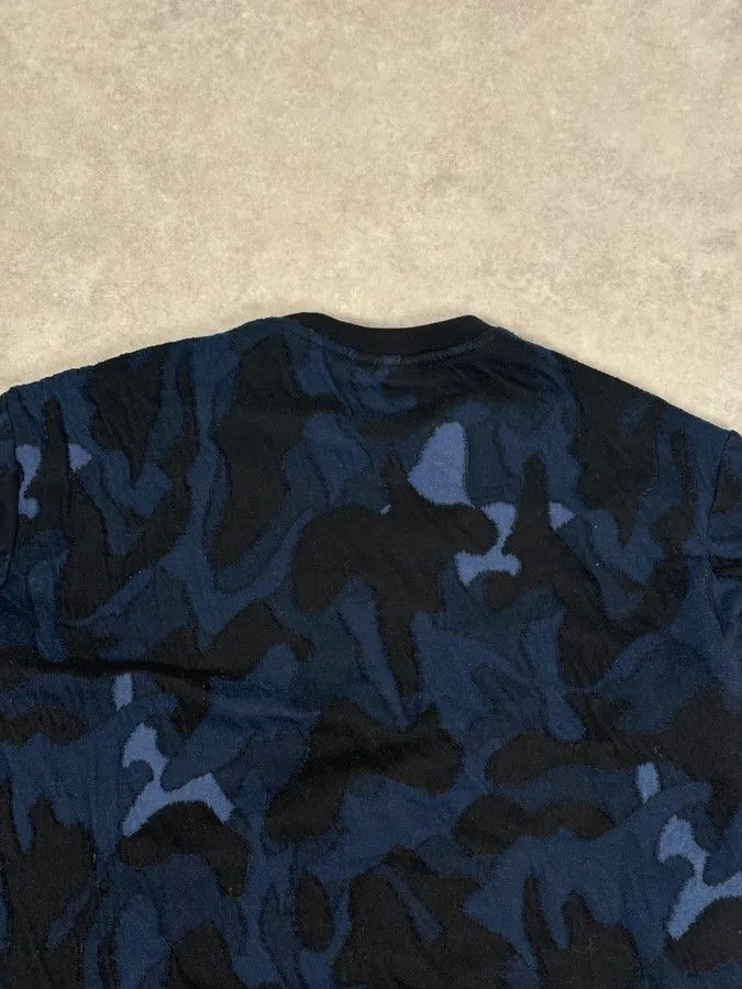Emporio Armani SS2018 Emporio Armani Navy Wool Camouflage Sweater Size US M / EU 48-50 / 2 - 6 Thumbnail