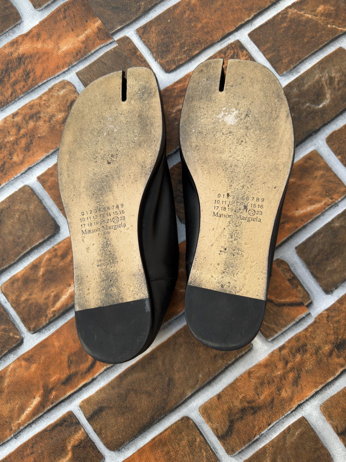 Maison Margiela 🕷️🕷️Tabi babouche slip-ons Size US 7 / EU 40 - 14 Thumbnail