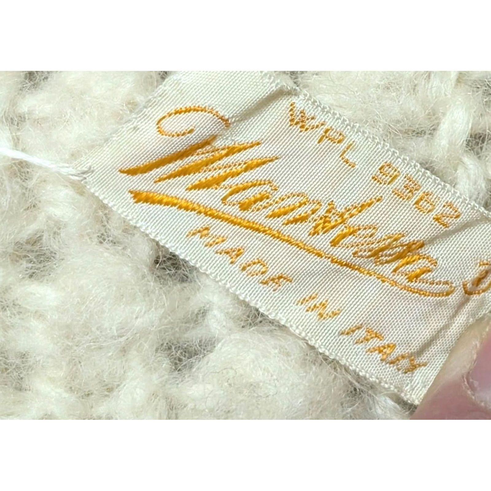 Vintage Mantessa 1950s ITALY Aran Wool Cardigan Sweater Women M Cream Off-White Vintage Pattern Aran Size M / US 6-8 / IT 42-44 - 5 Thumbnail