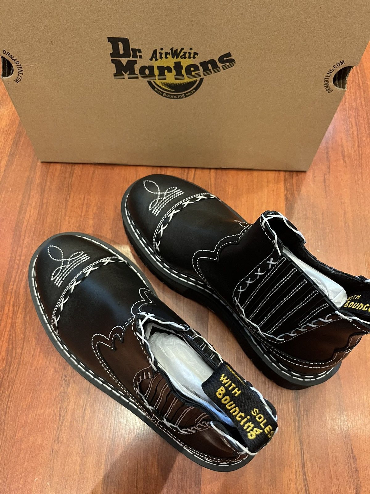 Dr. Martens 2976 GOTHIC AMERICANA PLATFORM CHELSEA Size US 5 / EU 37 - 10 Thumbnail