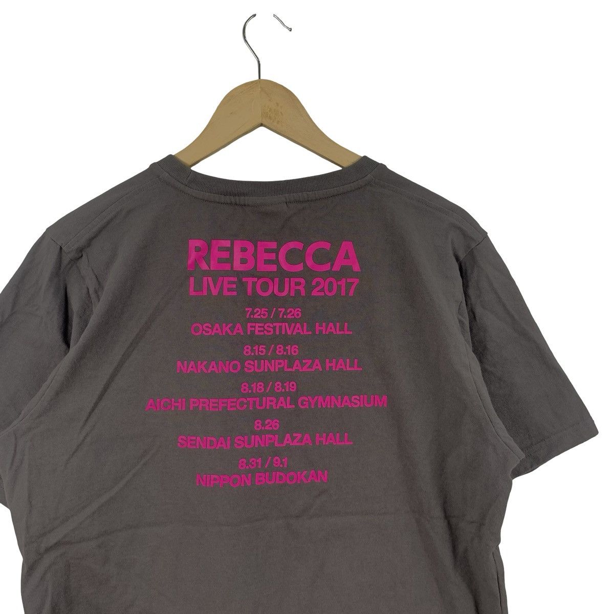 Band Tees REBECCA Live Tour 2017 Official Merchandise Tee Shirt Top Size US XL / EU 56 / 4 - 7 Thumbnail