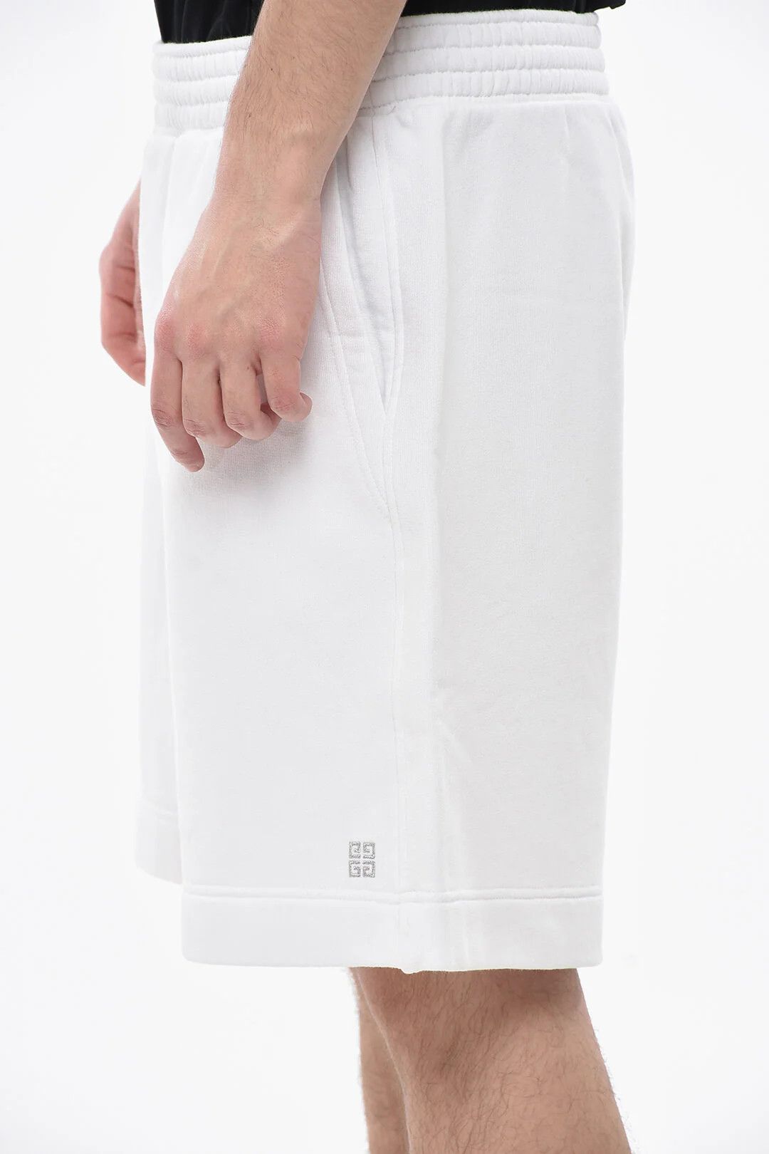 Givenchy og1mm0326 Cotton Short in White Size US 40 / EU 56 - 3 Thumbnail