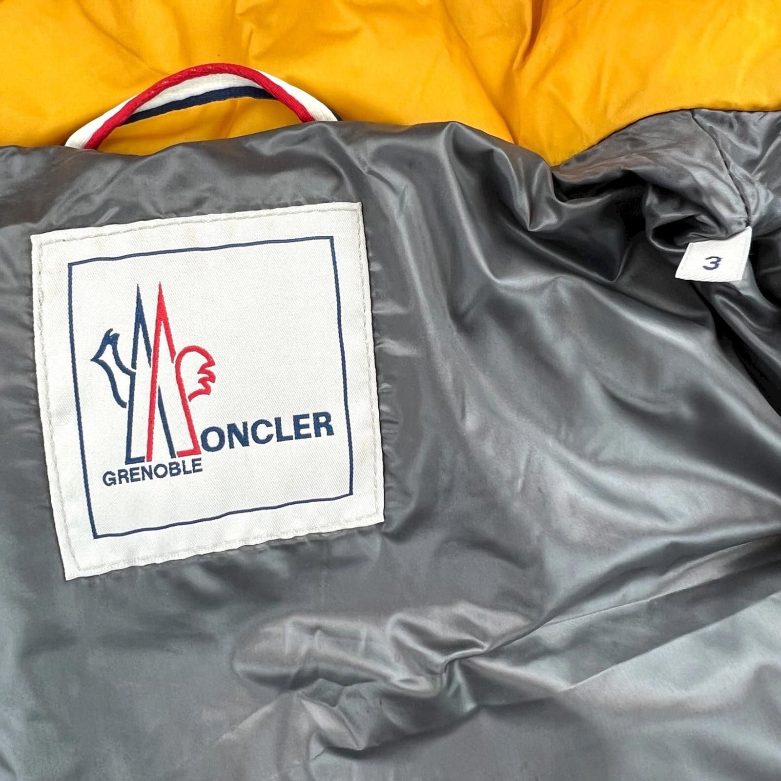Moncler Moncler Grenoble Vadret Yellow Gilet Size US M / EU 48-50 / 2 - 7 Thumbnail