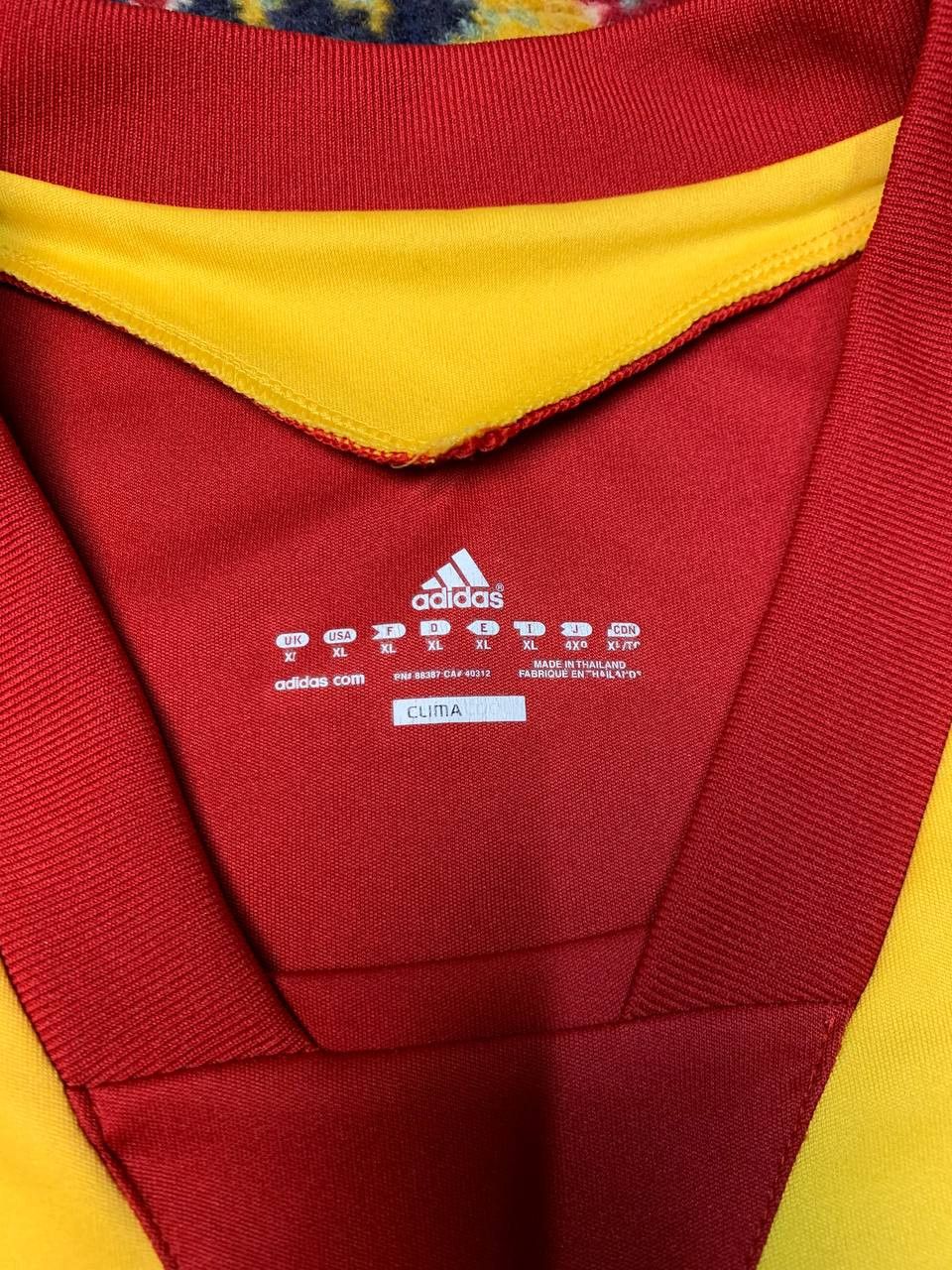 Adidas SPAIN 2013 2014 HOME JERSEY ideal condition, size Xl Size US XL / EU 56 / 4 - 3 Thumbnail