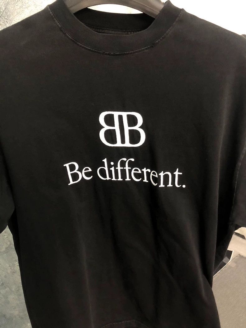 Balenciaga Balenciaga Black short sleeves Size US XS / EU 42 / 0 - 1 Thumbnail