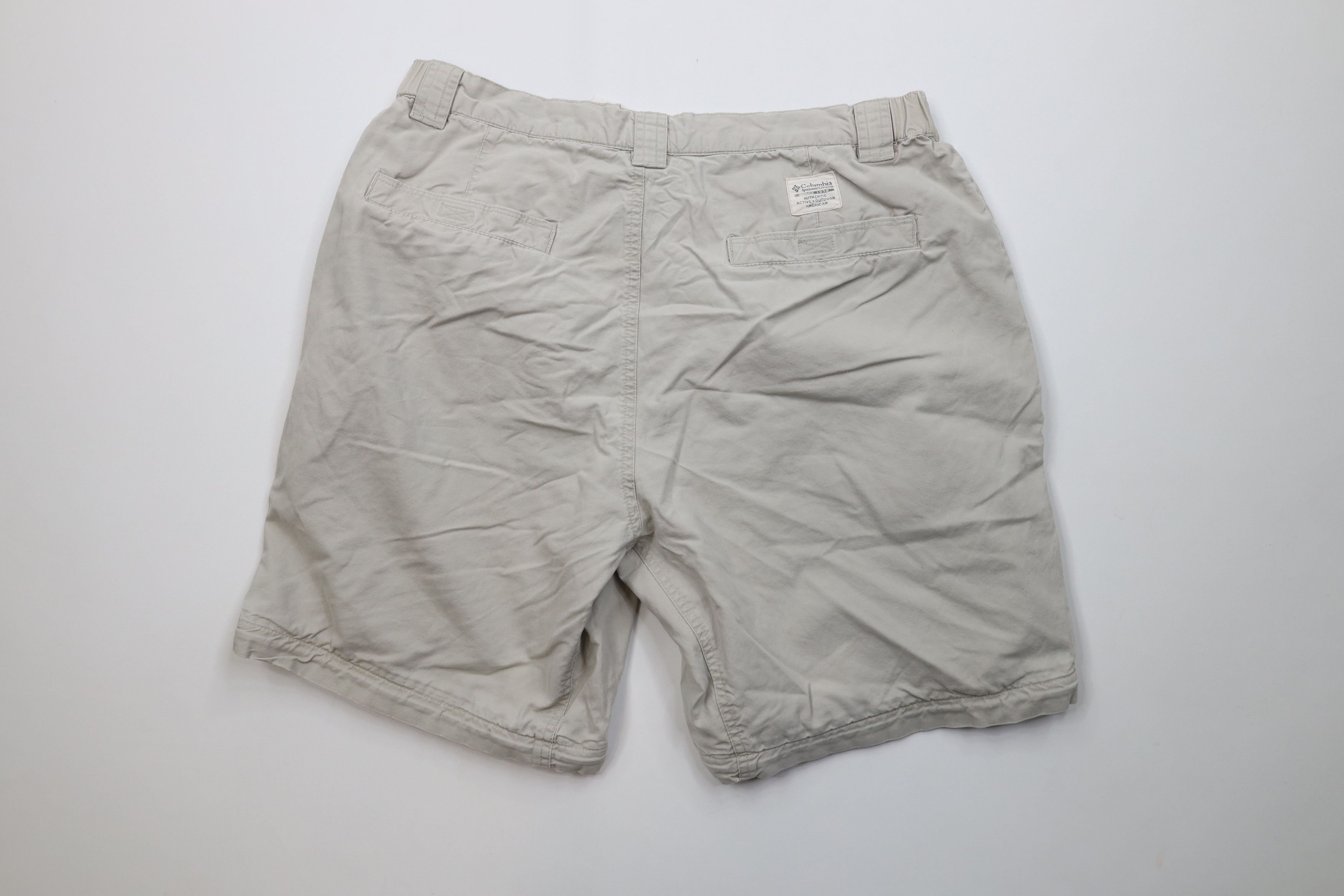 Columbia Vintage 90s Columbia Spell Out Above Knee Cargo Shorts Beige Size US 34 / EU 50 - 9 Thumbnail