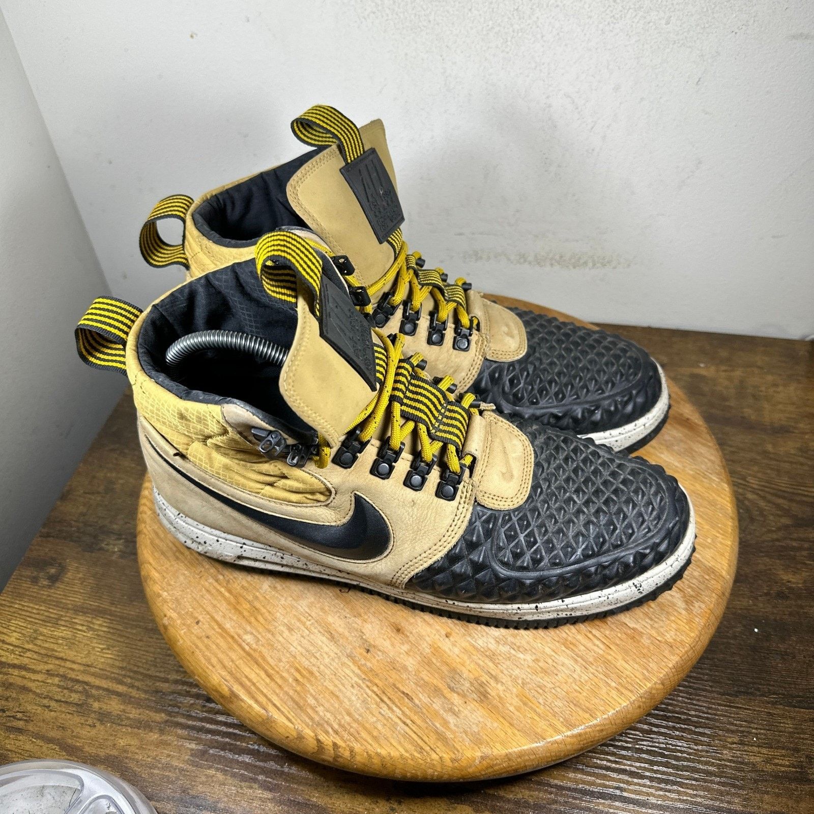 Nike Nike Lunar Force 1 Duckboot Wheat Black 816682-701 Mens 10.5 Size US 10.5 / EU 43-44 - 1 Thumbnail