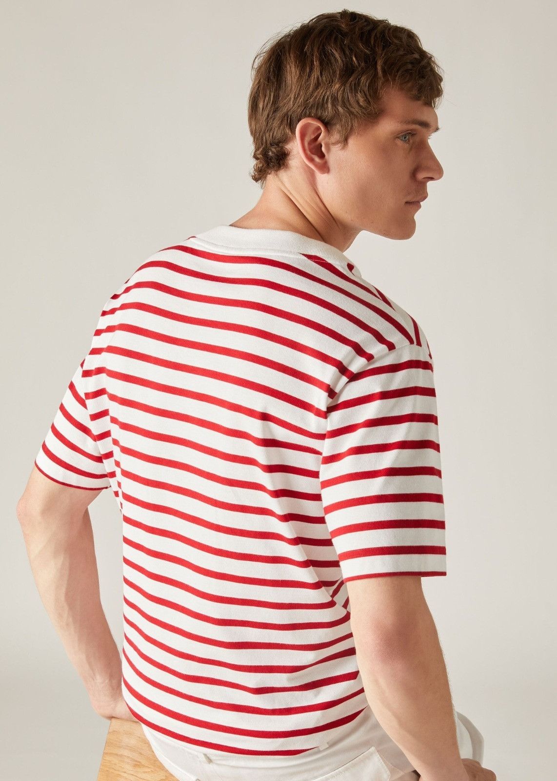 Loro Piana o1srvl11e0924 Rio Short Sleeve T-Shirt in White/Red Size US M / EU 48-50 / 2 - 3 Thumbnail