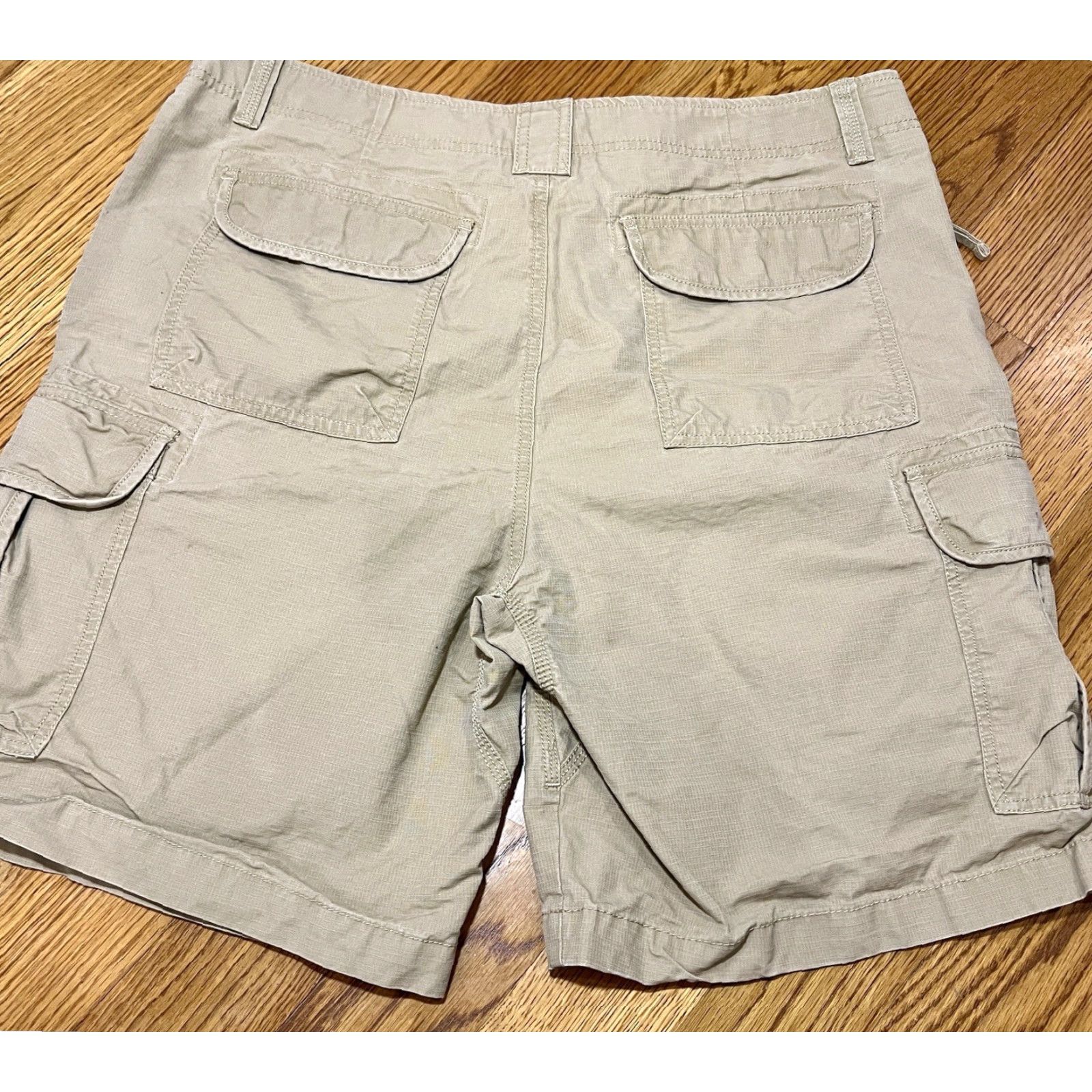 Vintage L.L.Bean Cargo Shorts Men 40W Size 40 Inseam 10 Casual Beige Canvas Cotton Dark Tan Shorts Mens Size US 40 / EU 56 - 7 Thumbnail