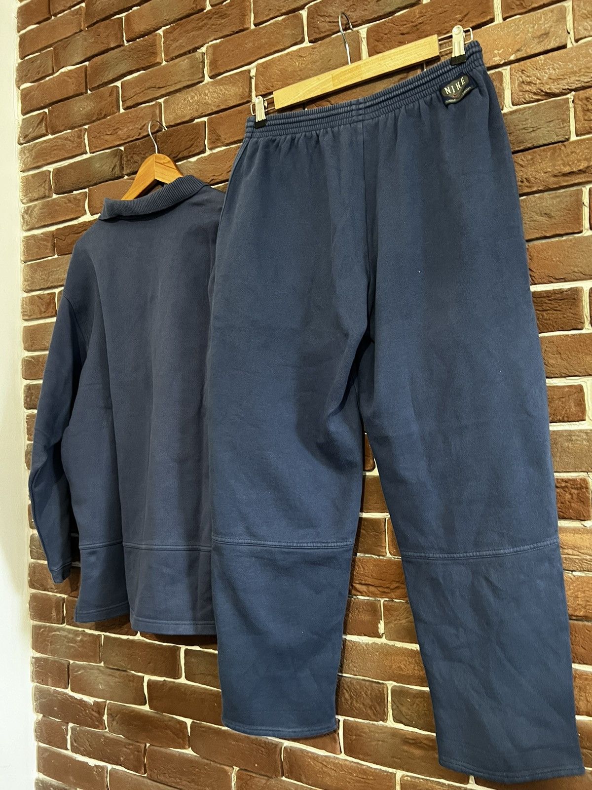 Nike Rare 90s Vintage Nike Swoosh Logo Sweat Set Pants Crewneck L Size US L / EU 52-54 / 3 - 9 Thumbnail
