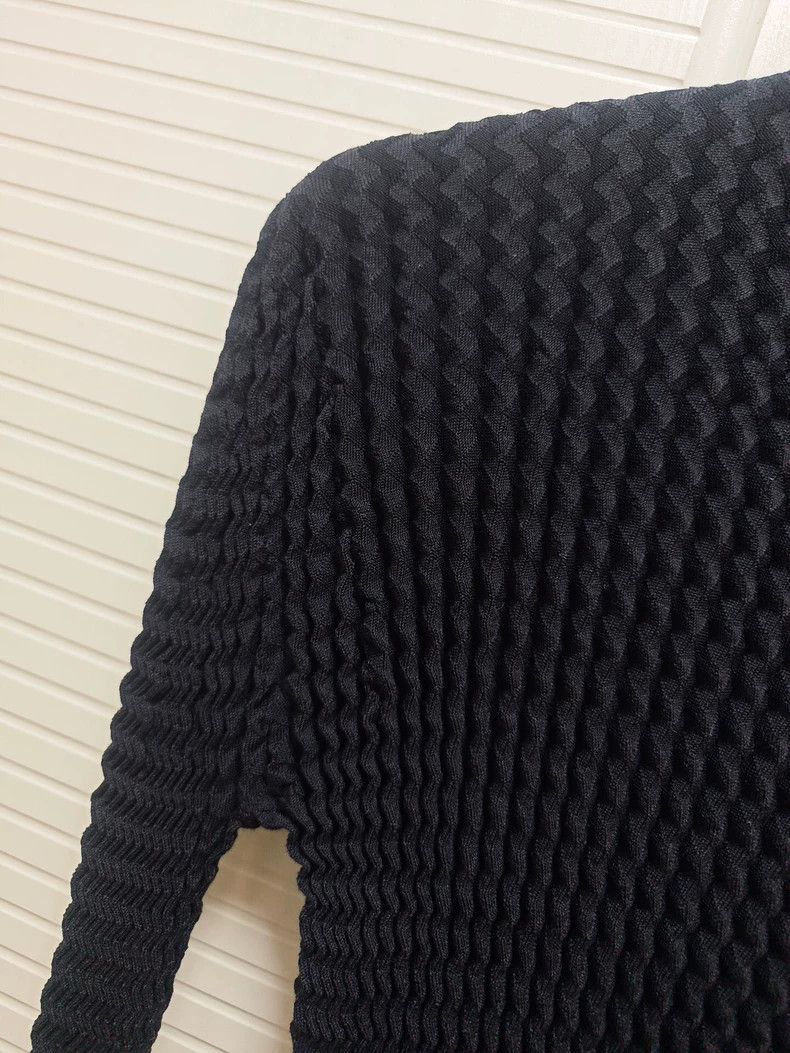 Issey Miyake Issey Miyake size:2 Black main line sponge knitted sweater Size S / US 4 / IT 40 - 4 Thumbnail