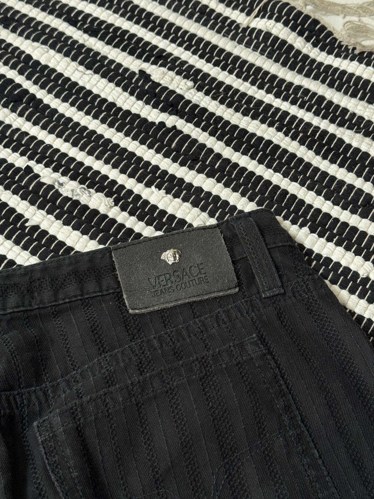 Versace VINTAGE VERSACE 2000s PANTS Size 28" / US 6 / IT 42 - 4 Thumbnail
