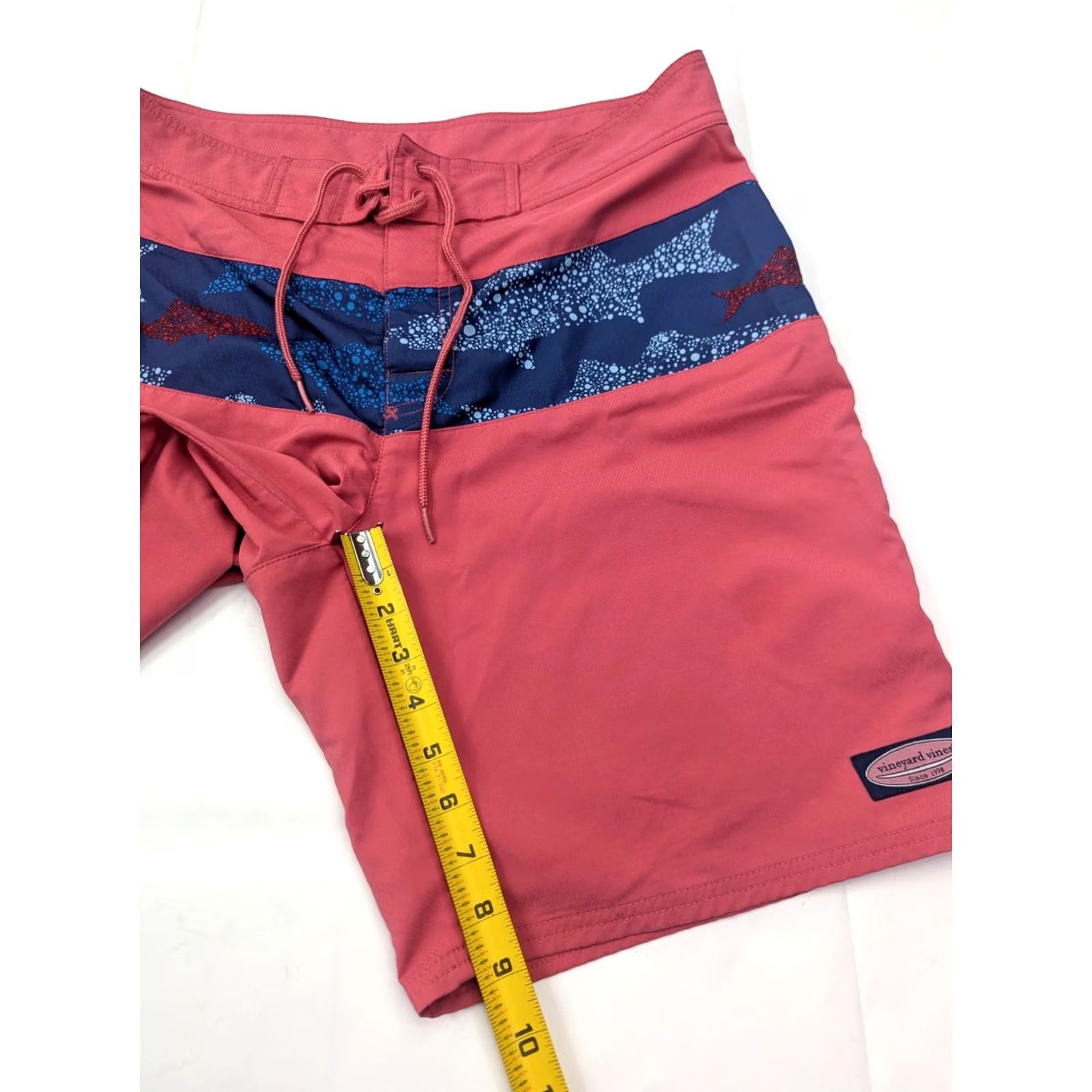 Vineyard Vines Vineyard Vines Board Shorts Mens 32 Blue Pink Salmon Fish Fishing Swim Trunks Size US 32 / EU 48 - 4 Thumbnail