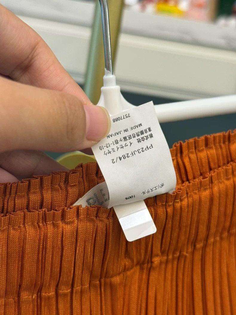 Issey Miyake Issey Miyake size:2 Pumpkin-colored pleated pants Size 42" / US 20 - 5 Thumbnail
