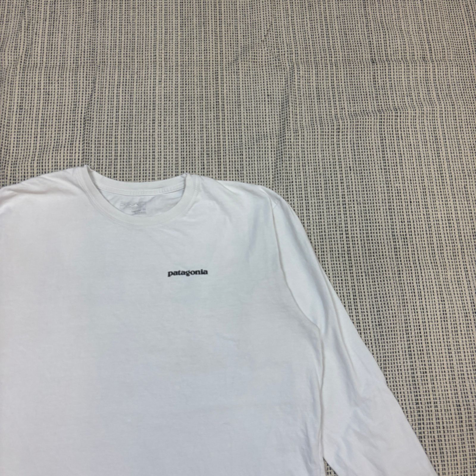Patagonia Patagonia P-6 Logo Long Sleeve Regular Fit T Shirt Men's L Size US L / EU 52-54 / 3 - 4 Thumbnail