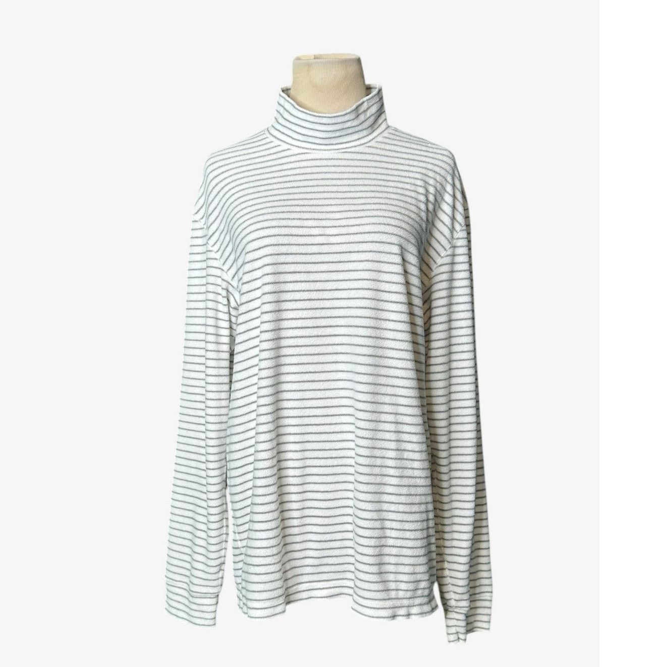 Uniqlo Uniqlo white gray stripes long sleeves fleece t shirt size L Size L / US 10 / IT 46 - 1 Thumbnail