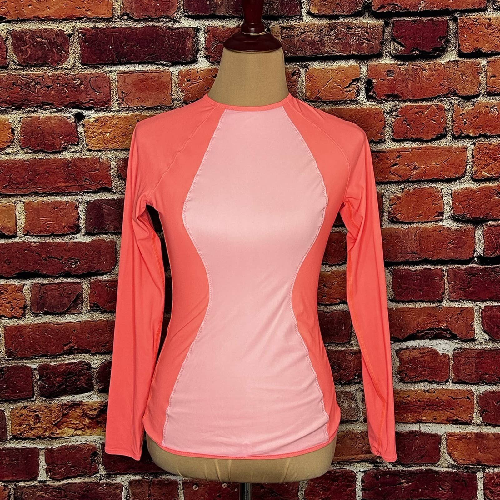 Lululemon LULULEMON Board Balance Rash Guard Coral Pink Size M / US 6-8 / IT 42-44 - 3 Thumbnail