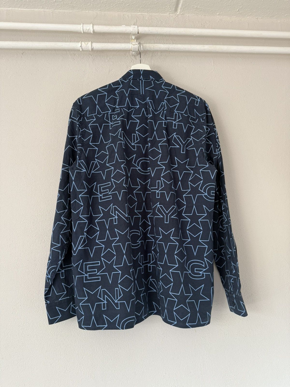 Givenchy Star Logo Print Shirt Size US L / EU 52-54 / 3 - 7 Thumbnail